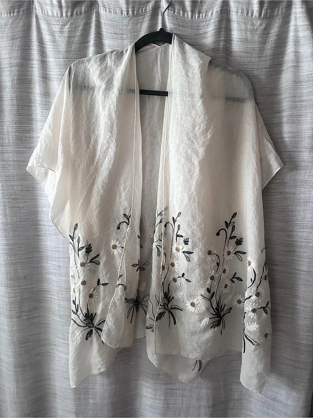 White Floral Embroidered Open-Front Duster